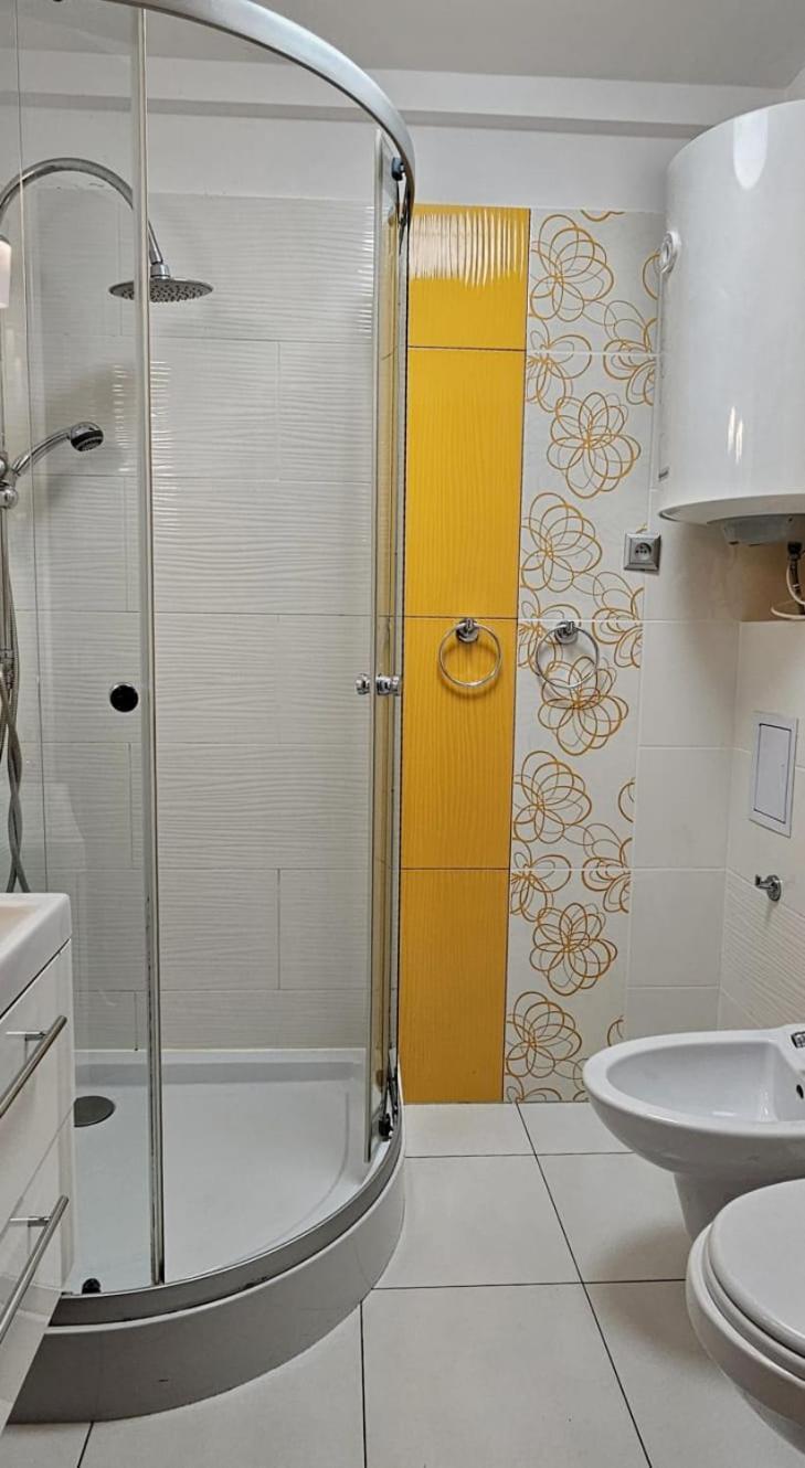 Holiday Home Slavia New 11 Z Antresola I Balkonem Przy Plazy Miedzyzdroje Esterno foto